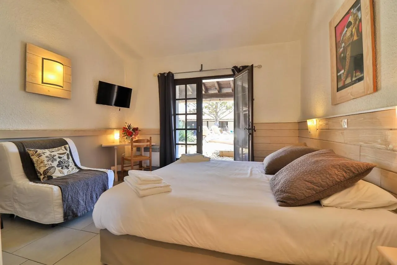 Les Rizieres Hotel Saintes-Maries-de-la-Mer 3*,  France